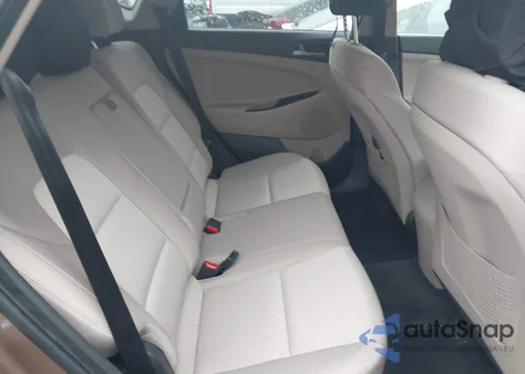 2016 Hyundai Tucson Sport z USA, uszkodzony, nr VIN KM8J3CA25GU203459